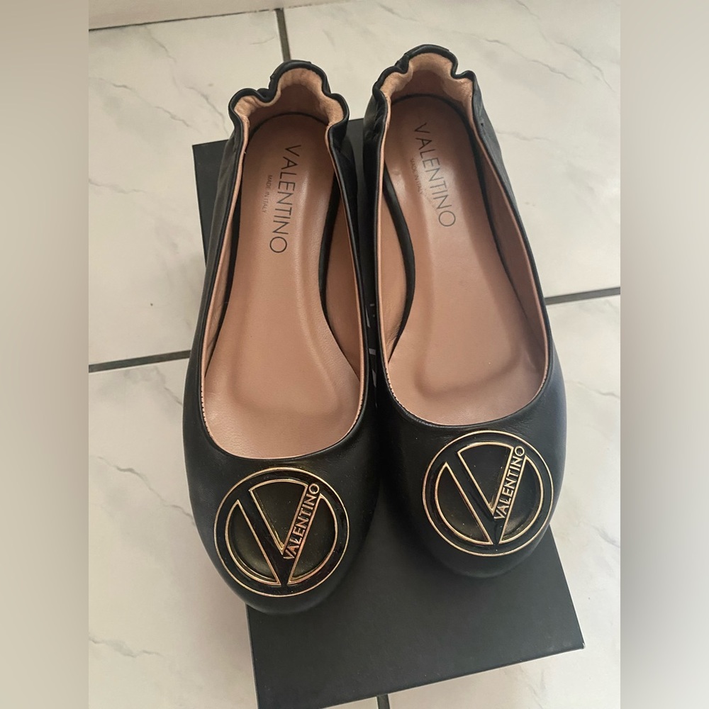Authentic Valentino flat black shoes